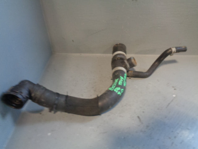 Discovery 4 Top Radiator Hose 3.0 TDV6 Land Rover