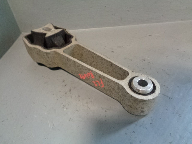 Freelander 2 Engine Mount Off Side Right Land Rover 2006