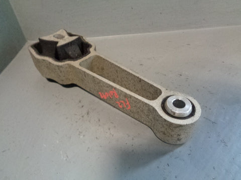 Freelander 2 Engine Mount Off Side Right Land Rover 2006