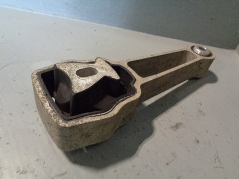 Freelander 2 Engine Mount Off Side Right Land Rover 2006