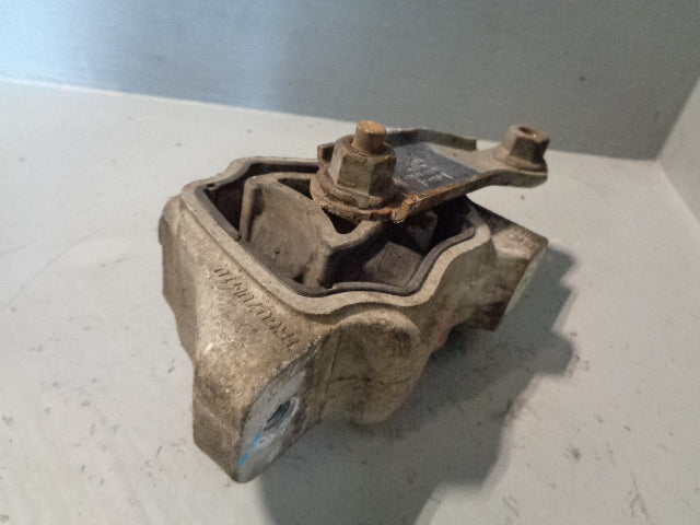 Freelander 2 TD4 Engine Mount 6G92-6P082-AB Land Rover 2006