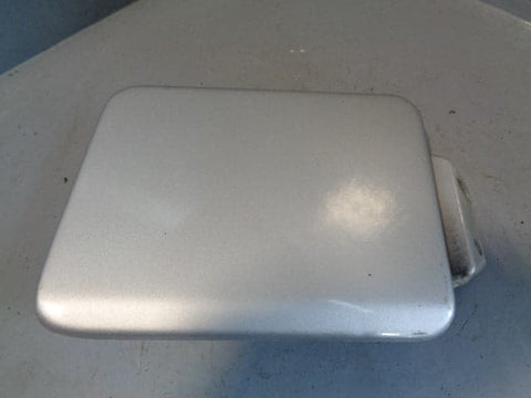 Discovery 2 Fuel Flap Filler Cap Zambesi Silver 737 Land
