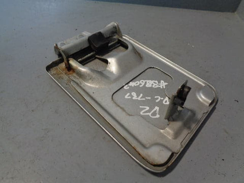 Discovery 2 Fuel Flap Filler Cap Zambesi Silver 737 Land