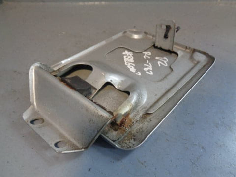 Discovery 2 Fuel Flap Filler Cap Zambesi Silver 737 Land