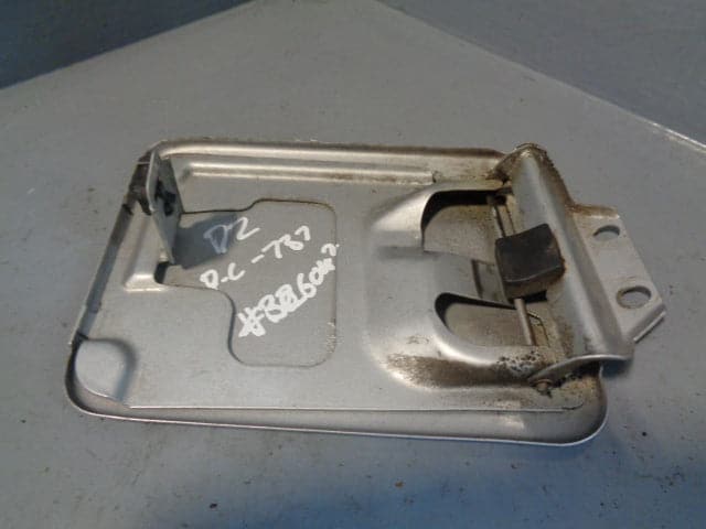 Discovery 2 Fuel Flap Filler Cap Zambesi Silver 737 Land