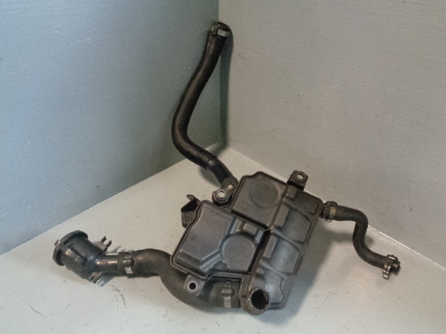 Freelander 2 Remote Oil Filler Cap and Tank TD4 2.2 Land