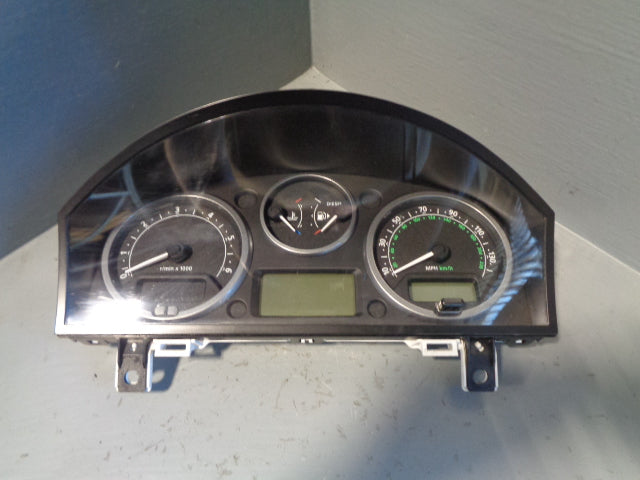 Discovery 3 Instrument Cluster 2.7 TDV6 YAC500026 Land Rover