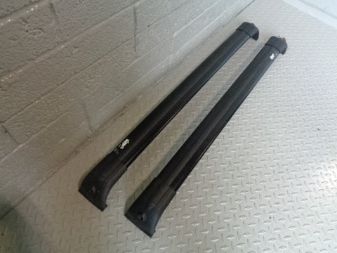 Discovery 3 and 4 Roof Rack Cross Bars in Black with Key Land Rover K29033