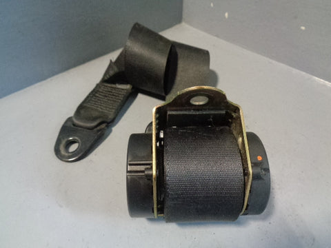 Discovery 2 Seat Belt Near Side Rear Rear 3rd Row Black Land