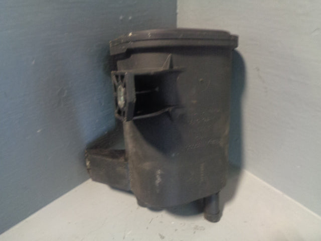 Range Rover Fuel Vapour Canister L322 4.2 and 4.4 V8 Petrol