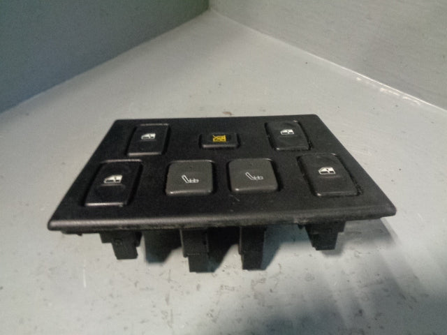 Discovery 2 Electric Window Switch Pack Heated Seats Black