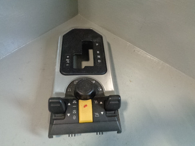 Discovery 3 Terrain Settings Panel Switch Air Suspension YUD501590WUX K29033