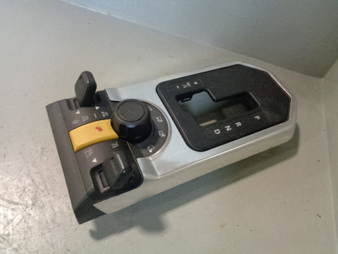 Discovery 3 Terrain Settings Panel Switch Air Suspension YUD501590WUX K29033