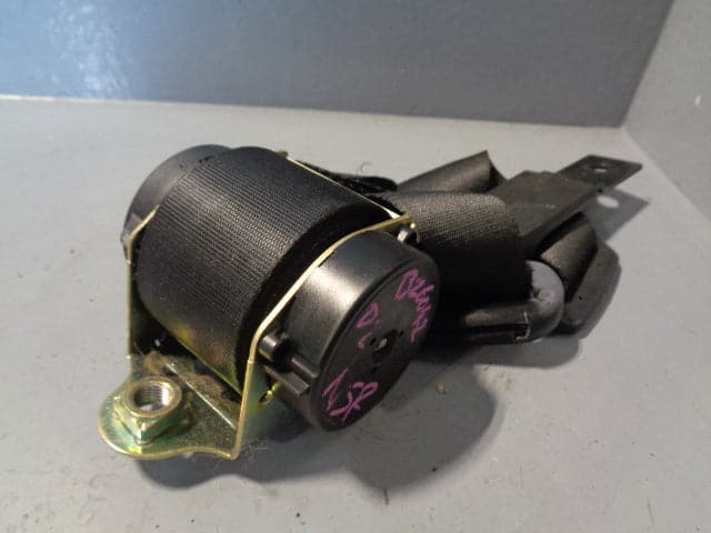 Discovery 2 Seat Belt Near Side Rear Black Land Rover 2002