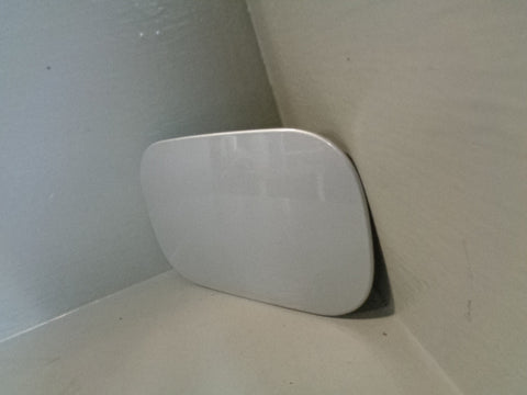 Discovery 3 Fuel Filler Flap in Zambesi Silver Land Rover 2004 to 2009