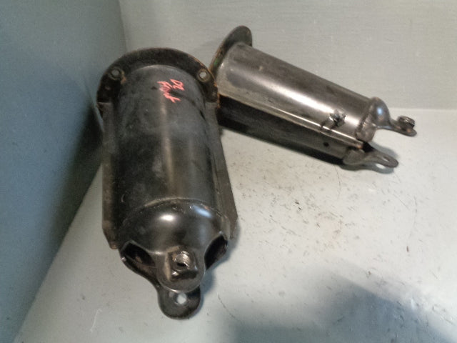 Discovery 2 Front Shock Turrets Pair OEM KVU101051 Land