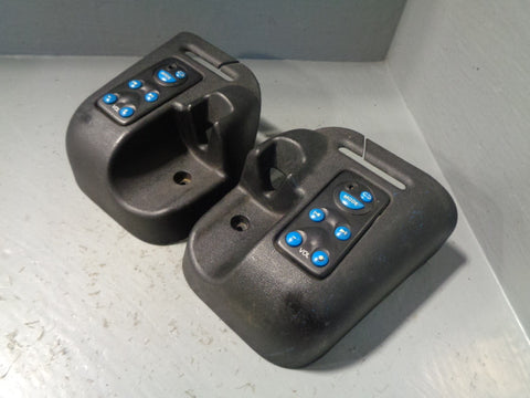 Discovery 2 Headphone Audio Controls Black Rear Pair Land