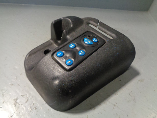 Discovery 2 Headphone Audio Controls Black Rear Pair Land