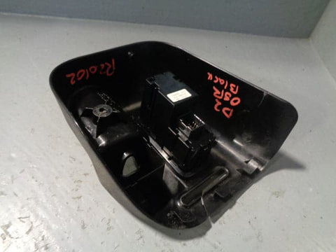 Discovery 2 Headphone Audio Controls Black Rear Pair Land