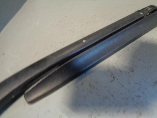 Discovery 2 Wiper Arms Windscreen Front Pair Of with Wind