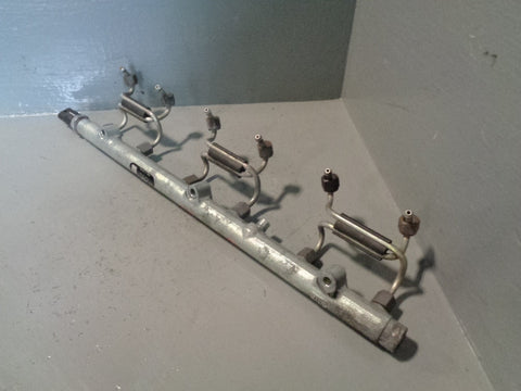Range Rover Fuel Rail and Sensor Bosch L322 3.0 TD6 Diesel