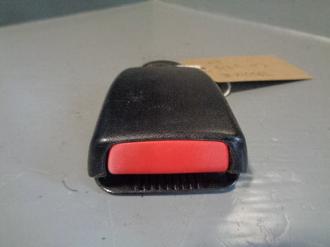 Discovery 3 Seat Belt Buckle Clasp Off Side Rear Type 2 Land