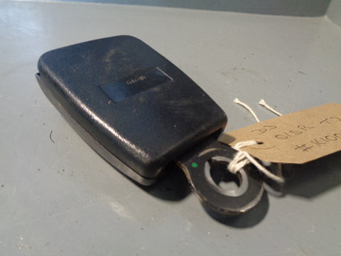 Discovery 3 Seat Belt Buckle Clasp Off Side Rear Type 2 Land