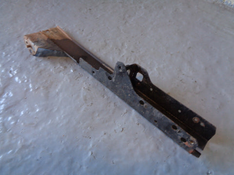 Range Rover P38 Radiator Support Brackets Pair 2.5TD 1994