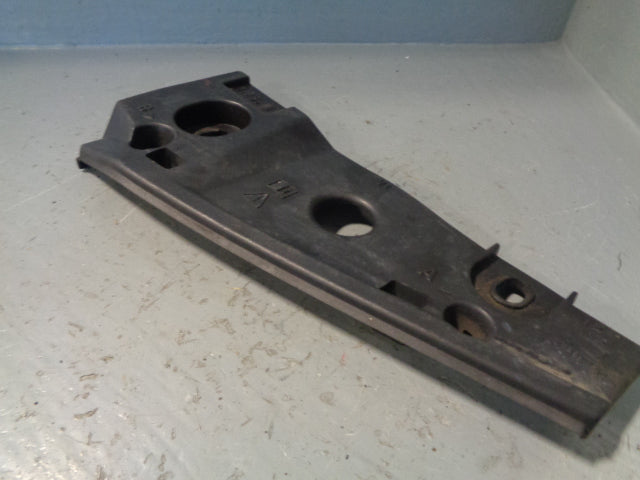 Discovery 2 Top Headlight Trim Near Side Land Rover
