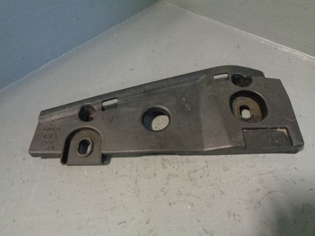 Discovery 2 Top Headlight Trim Near Side Land Rover