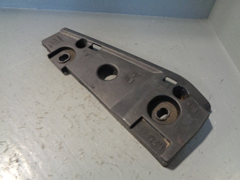 Discovery 2 Top Headlight Trim Near Side Land Rover