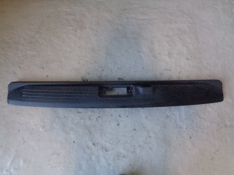 Range Rover L405 Tailgate Trim Rear Upper Inner Finisher Moulding 2013 to 2017
