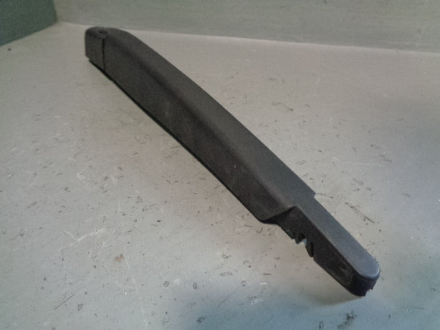 Freelander 2 Rear Wiper Arm Plastic Tailgate Boot Land Rover