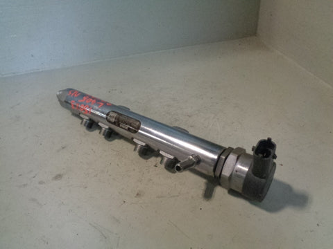 Range Rover L405 Fuel Rail Near Side 3.0 SDV6 CK5Q-9D280-AB 2013 to 2017