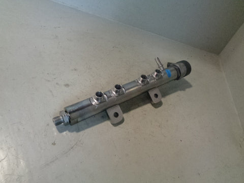 Range Rover L405 Fuel Rail Near Side 3.0 SDV6 CK5Q-9D280-AB 2013 to 2017