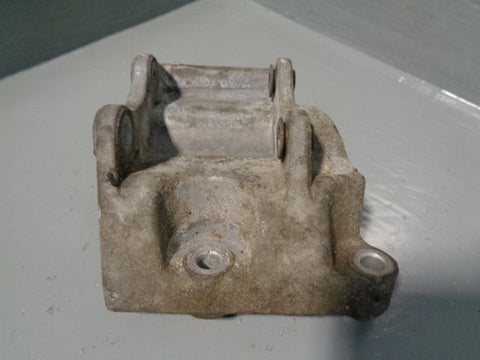 Range Rover Sport Power Steering Pump Bracket 4.2 SC