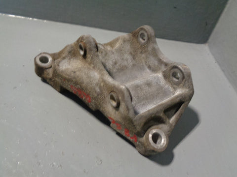 Range Rover Sport Power Steering Pump Bracket 4.2 SC