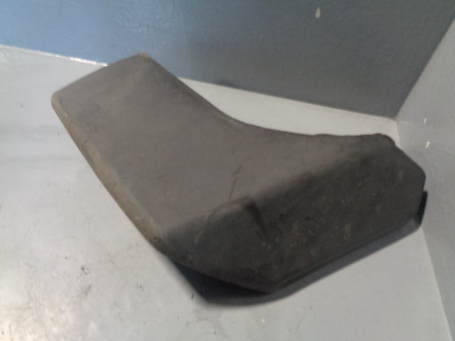 Discovery 3 Mud Flap Guard Off Side Front 2004 to 2009 Land
