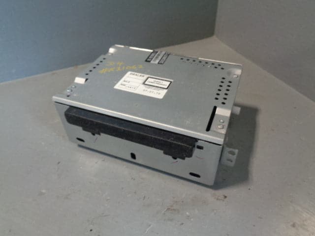 Discovery 4 Radio CD Head Unit Stereo Sat Nav Land Rover