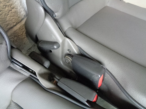 Discovery 2 Dickie Seats Pair Grey Leather 3rd Row Land Rover R13092