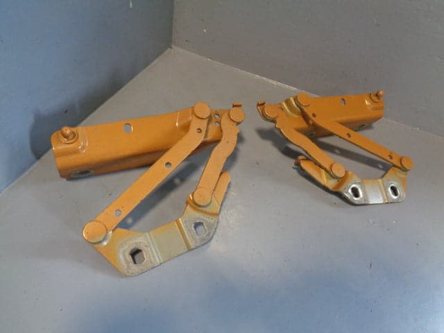 Freelander 2 Bonnet Hinges Pair Of Orange Land Rover 2006