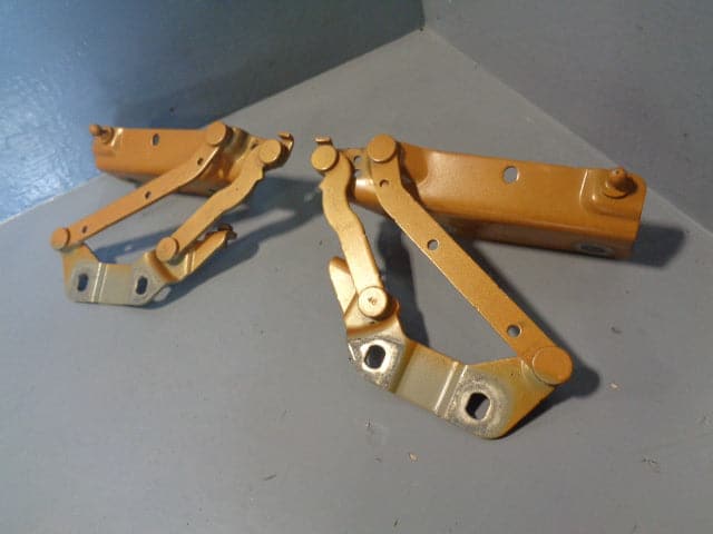 Freelander 2 Bonnet Hinges Pair Of Orange Land Rover 2006