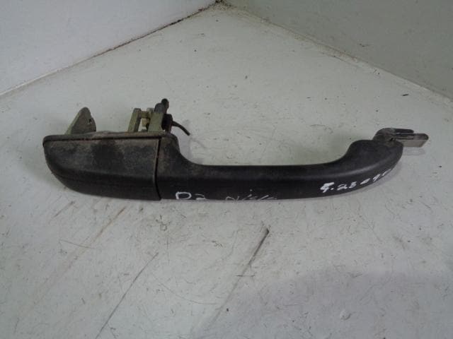 Discovery 2 Door Handle Near Side Front External CXB103010
