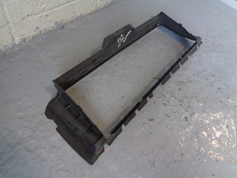 Freelander 2 Radiator Air Deflector Guide 6H52-8327 Land