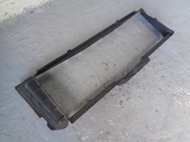 Freelander 2 Radiator Air Deflector Guide 6H52-8327 Land
