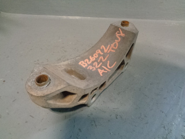 Range Rover L322 Sport Air Con Compressor Bracket Mount