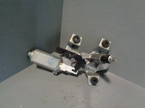 Discovery 3 or 4 Rear Wiper Motor Land Rover DLB500074 2004