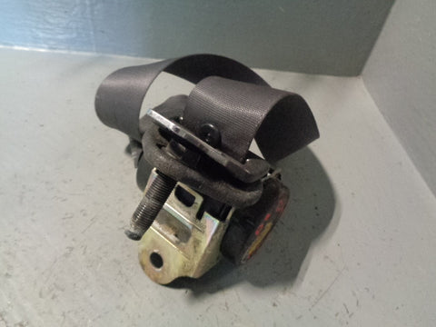 Discovery 2 Seat Belt Off Side Rear 3rd Row Grey Land Rover