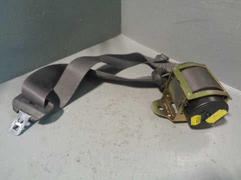 Discovery 2 Seat Belt Near Side Front in Grey Land Rover