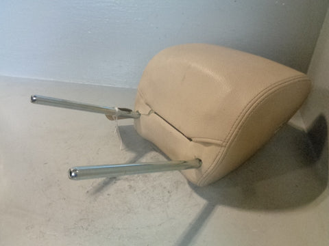 Discovery 3 Front Headrest Leather in Alpaca Off Side Right Land Rover 2004 to 2009